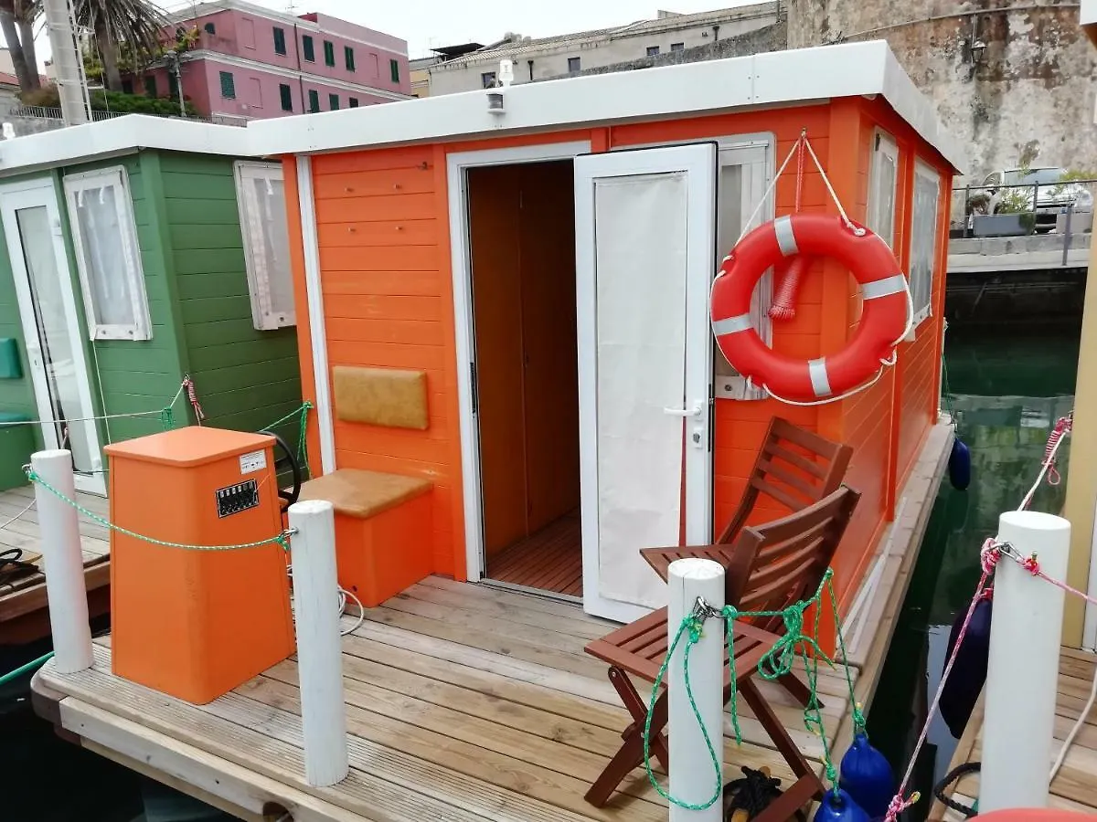 Botel House Boat Alghero Hotel