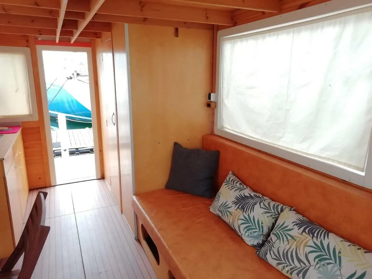 House Boat Alghero Hotel 0*,
